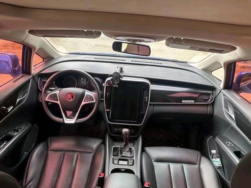 汕头18年比亚迪宋MAX9