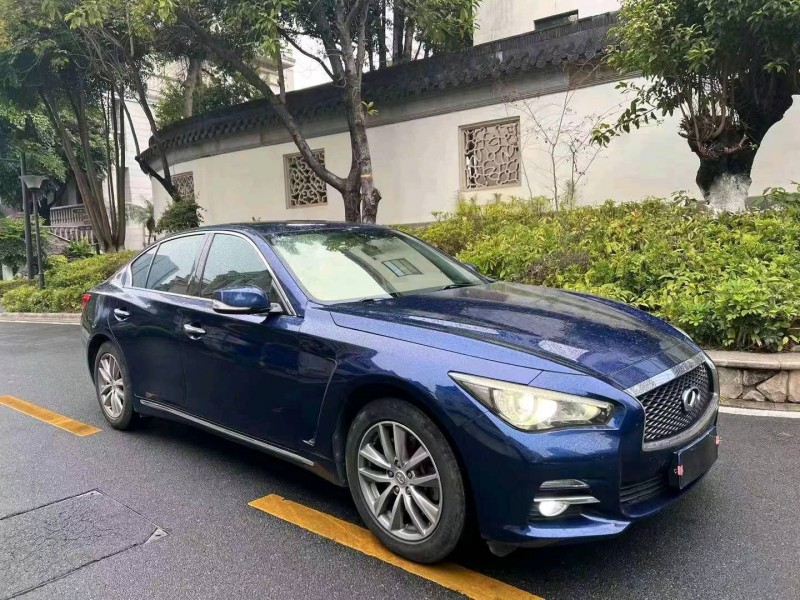 珠海17年英菲尼迪Q502