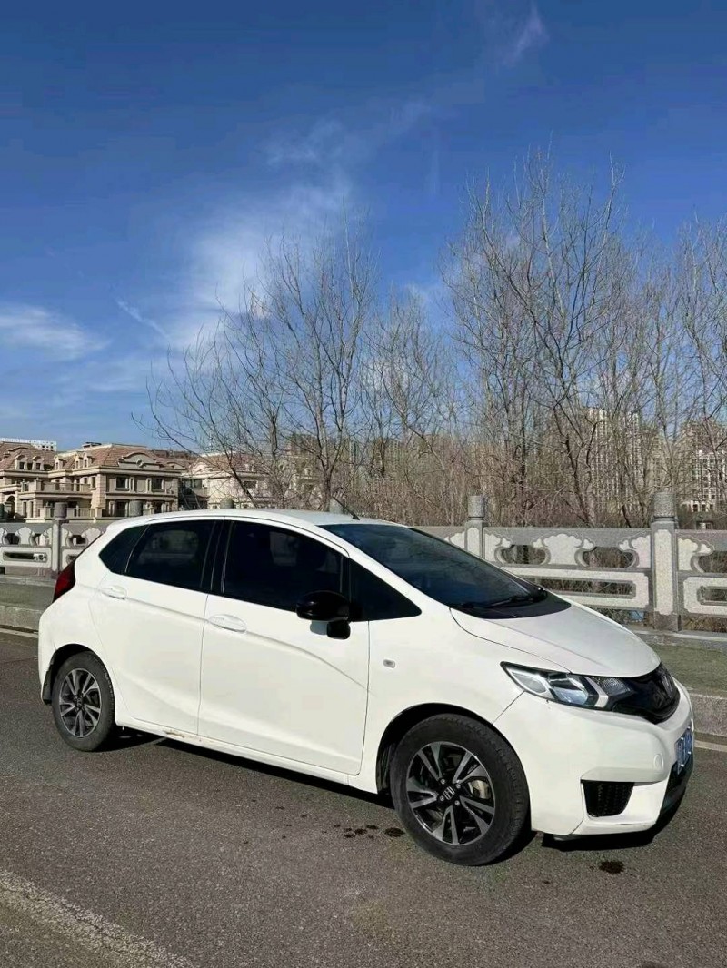 枣庄16年本田飞度2