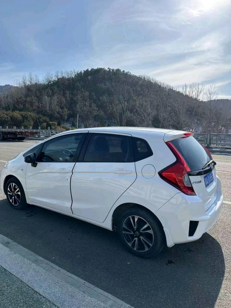 枣庄16年本田飞度8