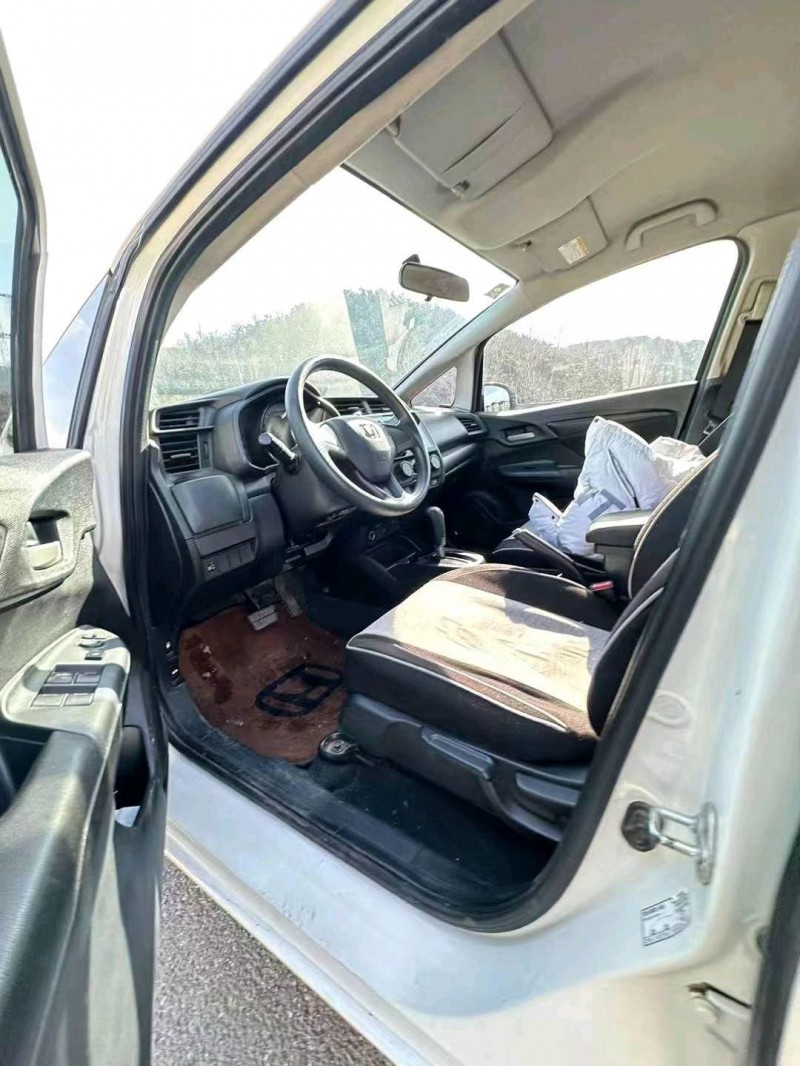 枣庄16年本田飞度9