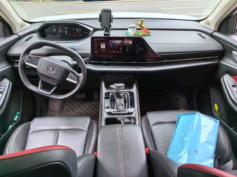 嘉興22年長安汽車CS557