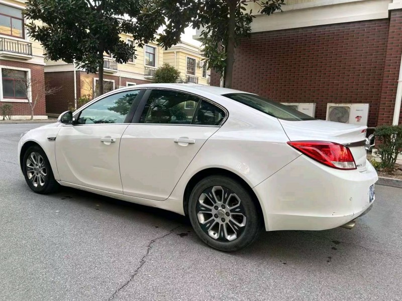 湖州13年別克君威4