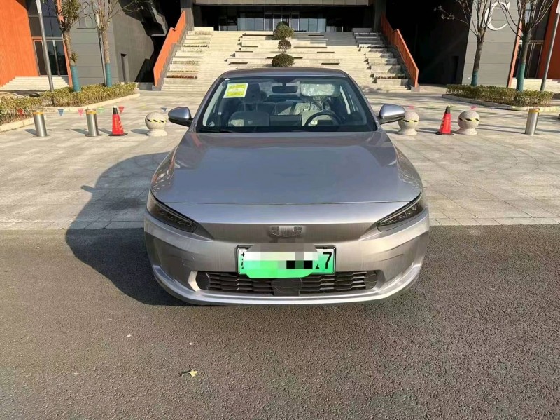 汕头24年吉利几何1