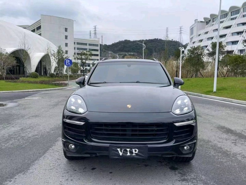 湖州16年保時捷卡宴1