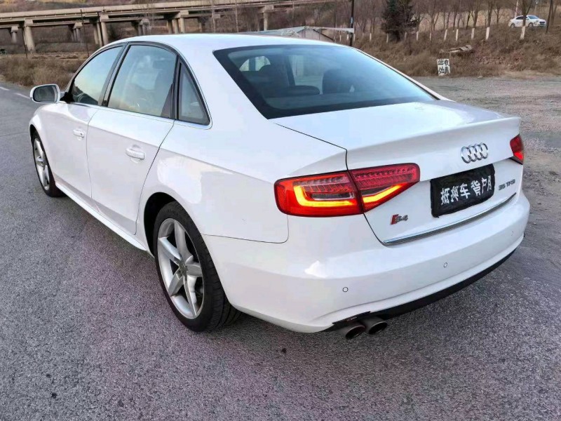 邯郸15年奥迪A4L7