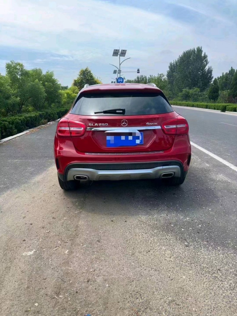 枣庄15年奔驰GLA7