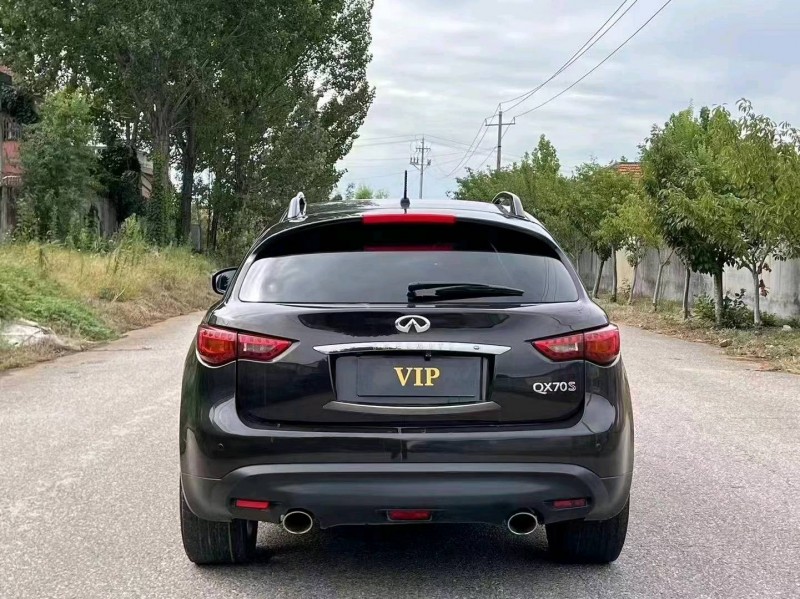 棗莊17年英菲尼迪QX709
