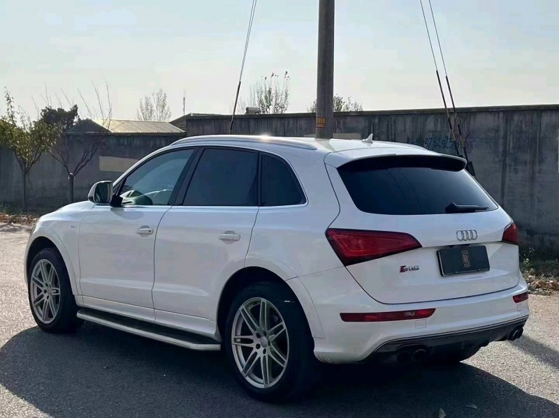 东营18年奥迪SQ57