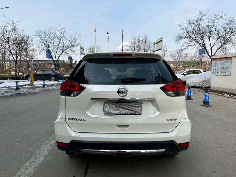 邯郸21年日产奇骏6