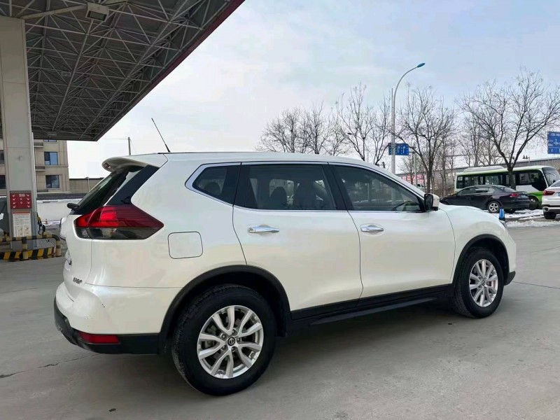 邯郸21年日产奇骏8