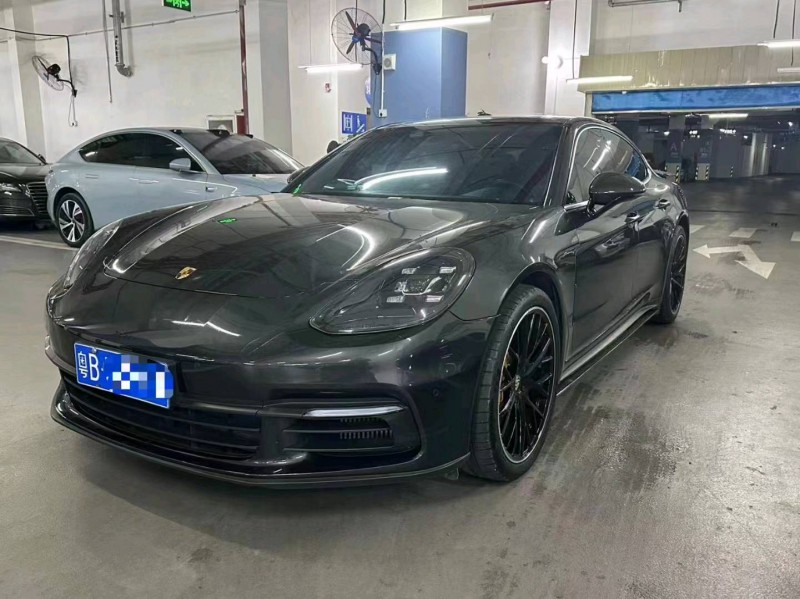 广州19年保时捷帕拉梅拉2