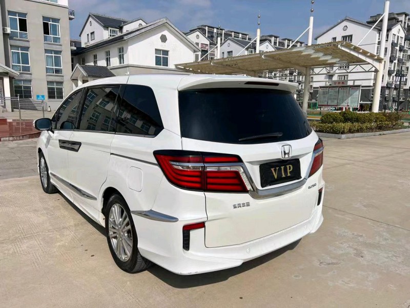 盐城17年本田艾力绅9