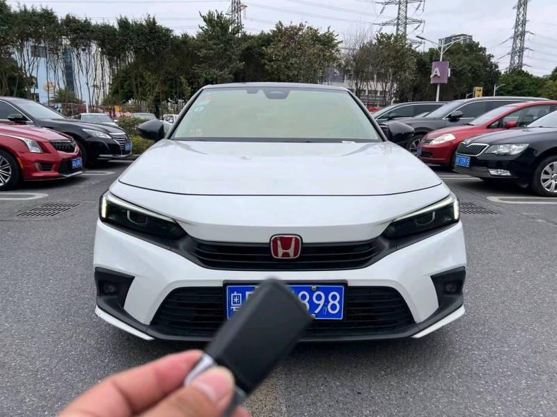 广州22年本田思域1