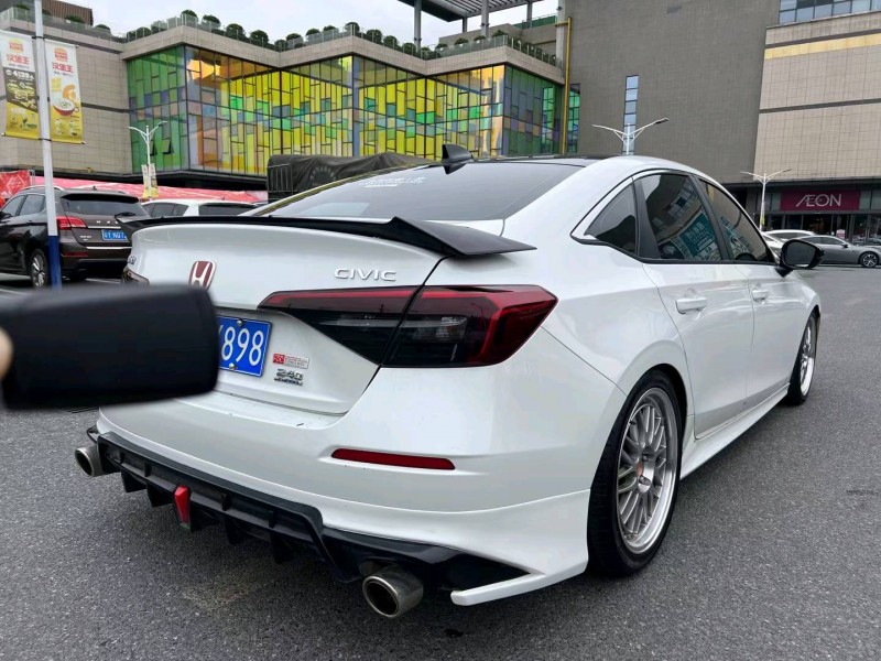 广州22年本田思域4