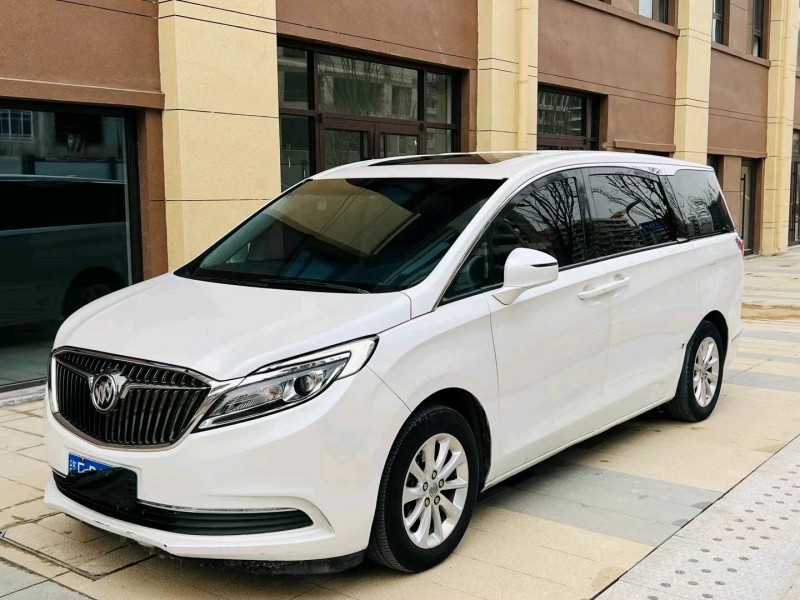 聊城19年别克GL82