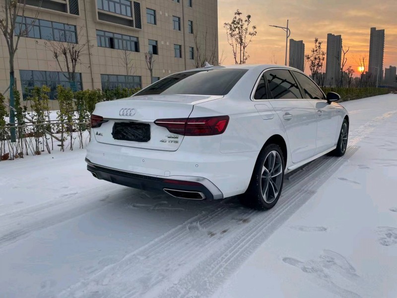 徐州23年奥迪A4L8