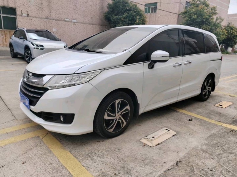 广州17年本田奥德赛2