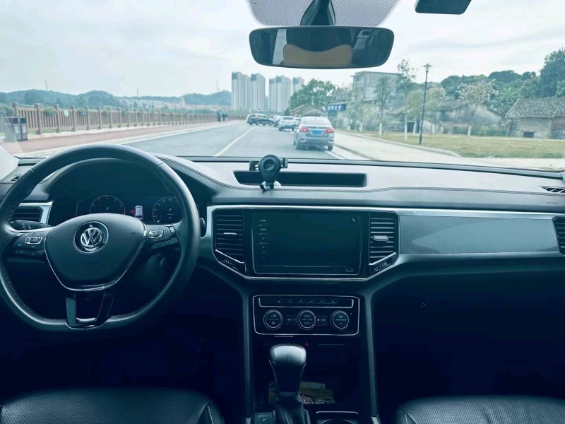 广州20年大众途昂4