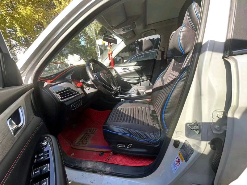 咸陽20年長安汽車CS753