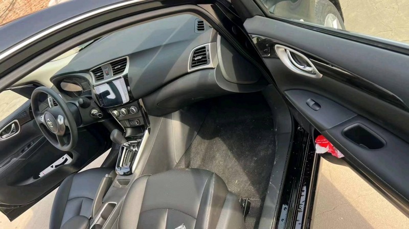 邯郸24年日产轩逸6