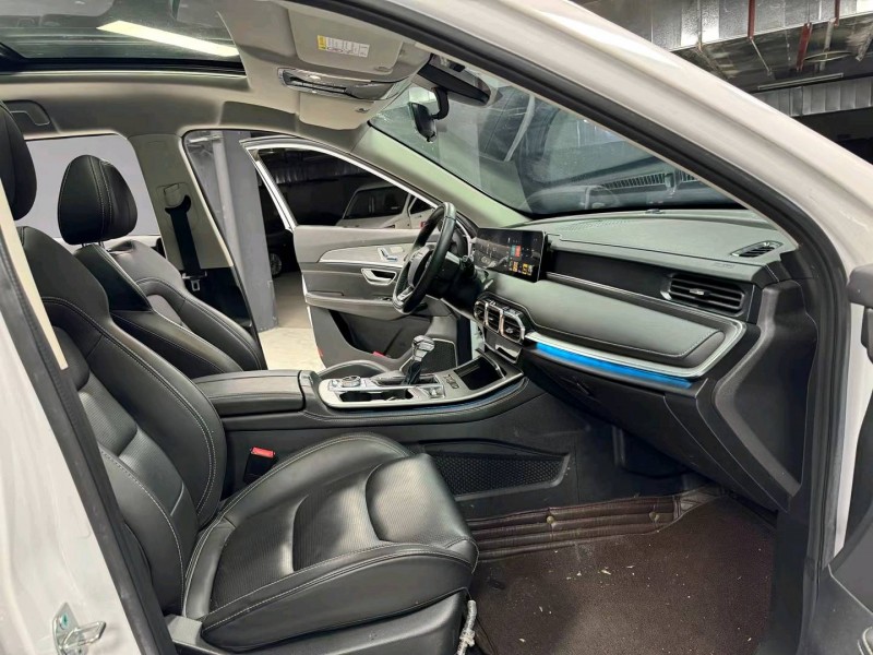 成都22年奇瑞捷途X704