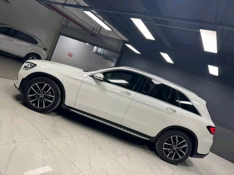 成都20年奔驰GLC3