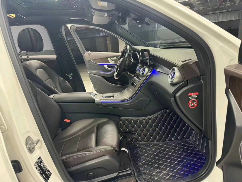 成都20年奔驰GLC4