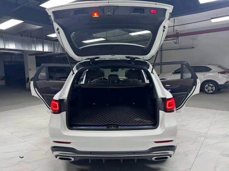 成都20年奔驰GLC9