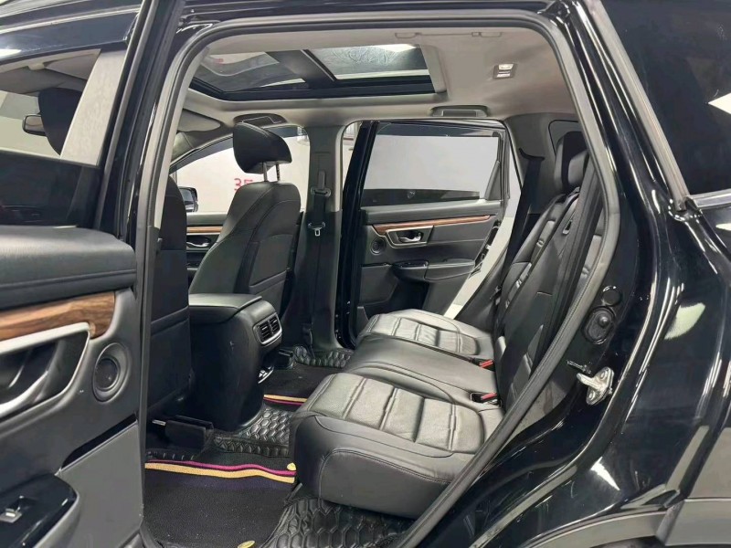 成都18年本田CRV7