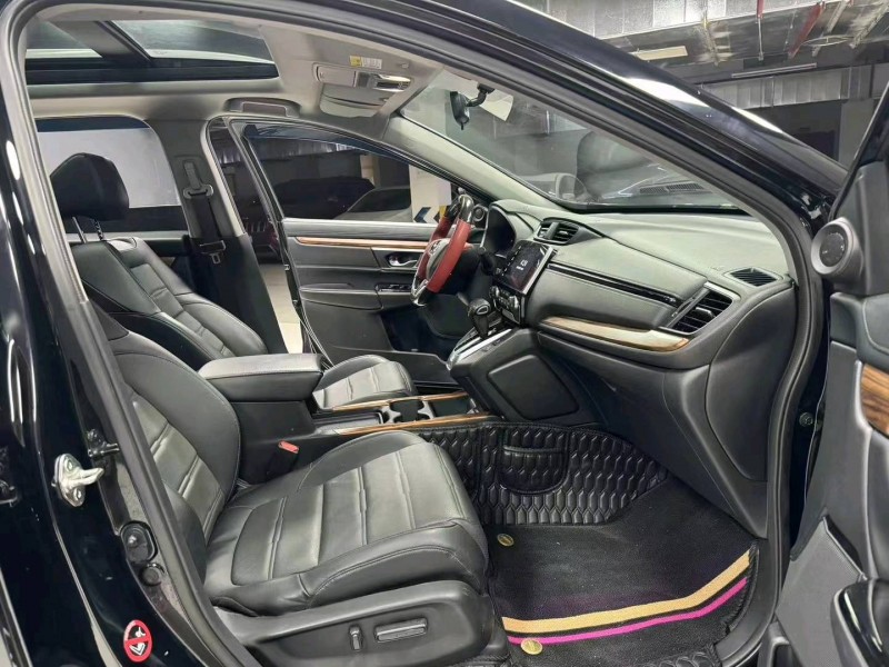 成都18年本田CRV8