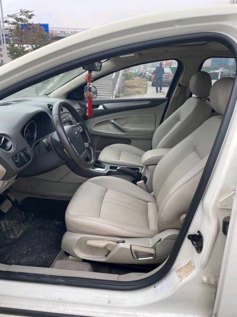 广州14年福特蒙迪欧4