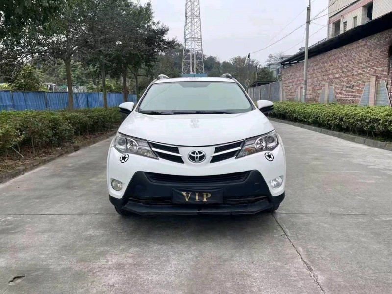 珠海13年丰田RAV4荣放1