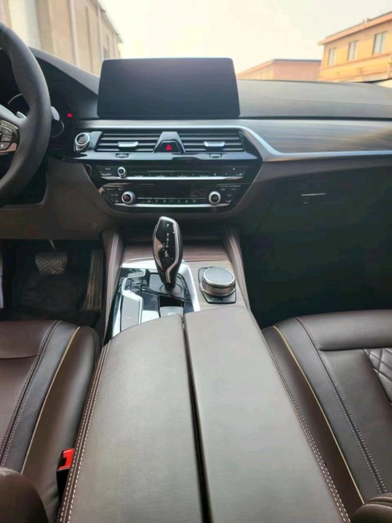 邯郸17年宝马5系4