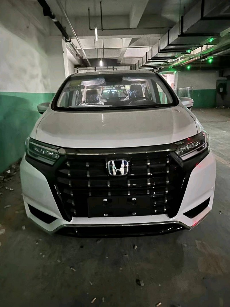 邯郸23年本田艾力绅1