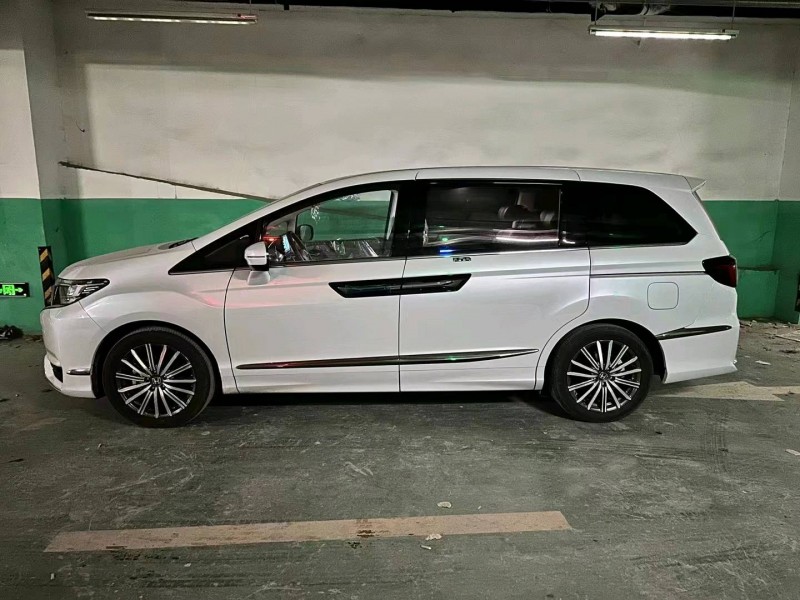 邯郸23年本田艾力绅2