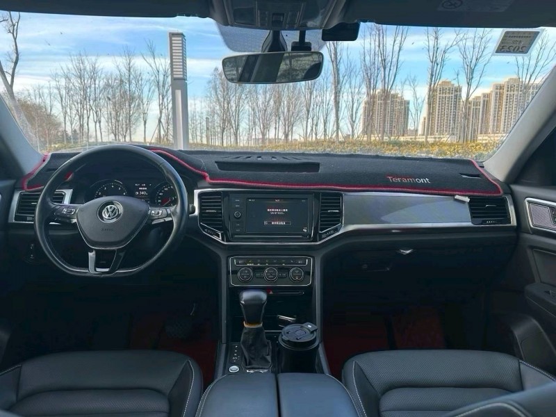 郑州19年大众途昂9