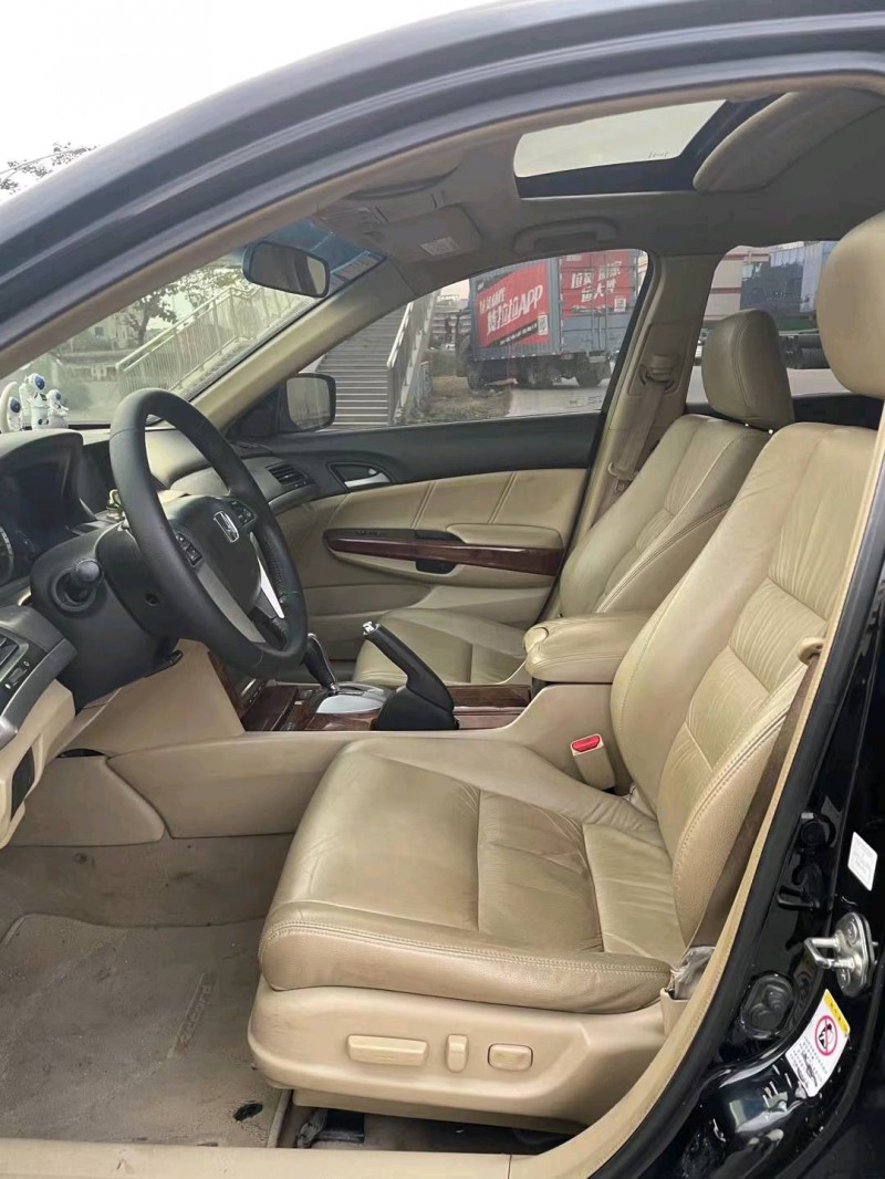 广州11年本田雅阁5