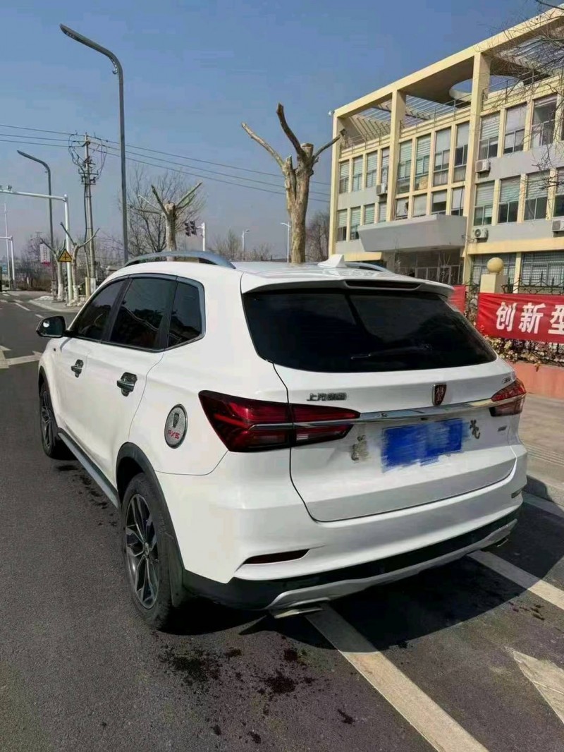 东营17年荣威RX55