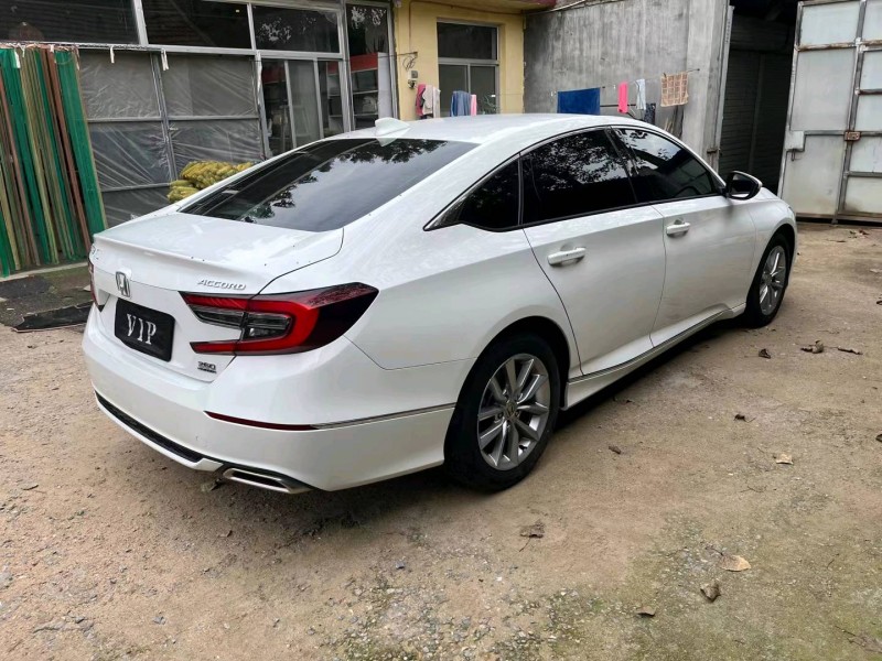 枣庄21年本田雅阁8