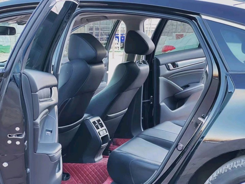 石家庄22年本田雅阁5