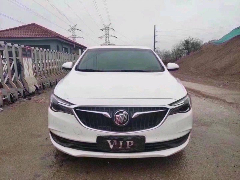 枣庄20年别克英朗1