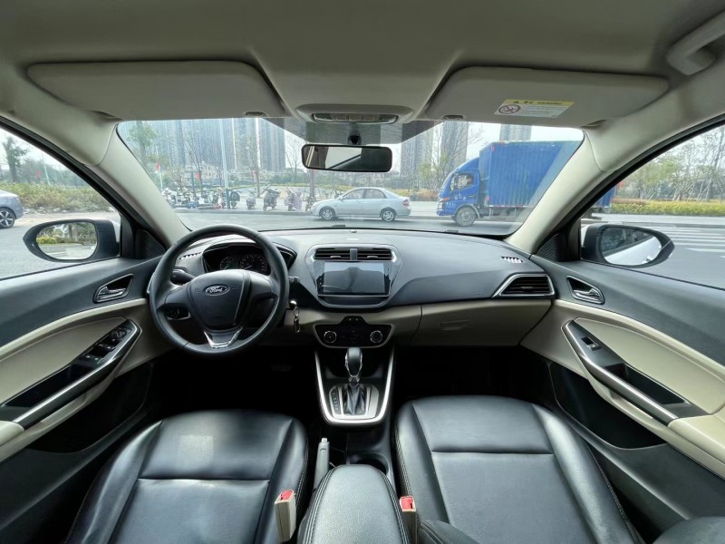 东莞18年福特福睿斯6