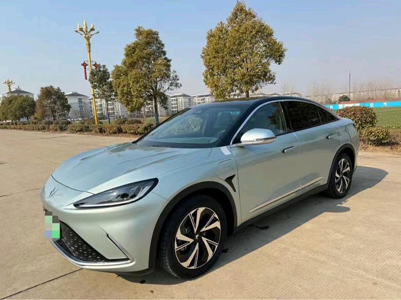 盐城23年极狐汽车阿尔法2