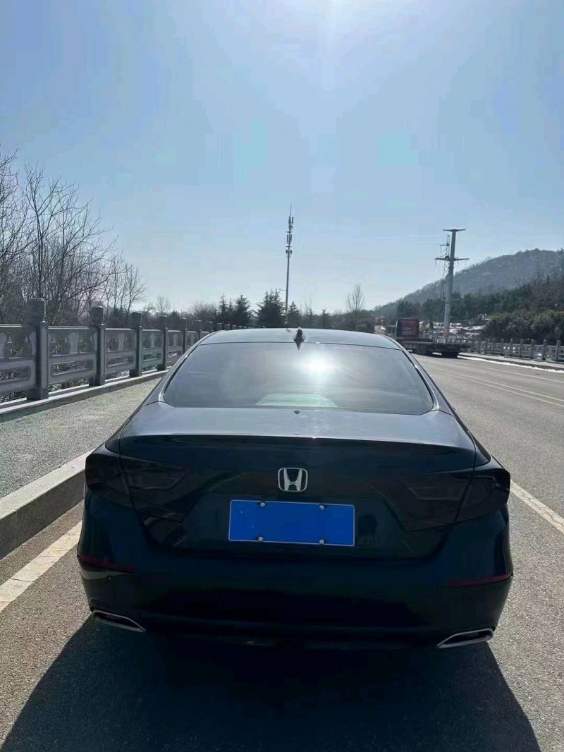 东营19年本田雅阁8