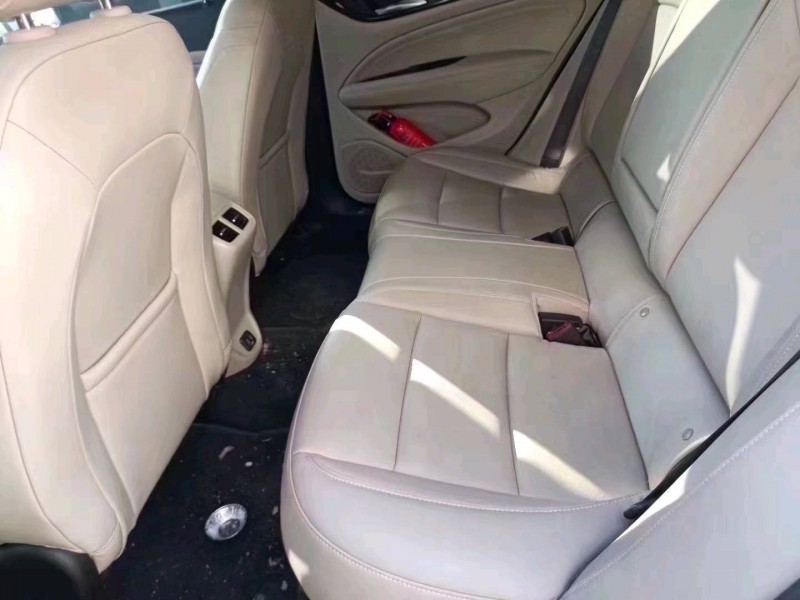 济南21年别克君威6