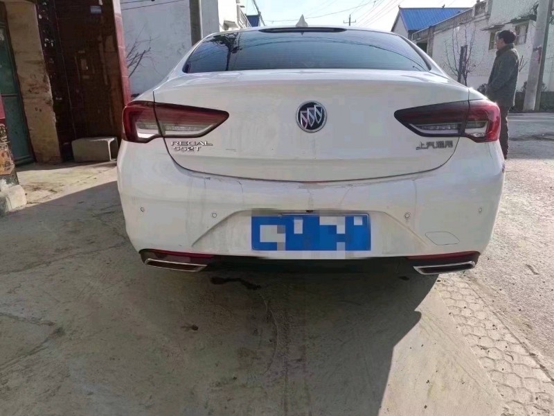 济南21年别克君威9