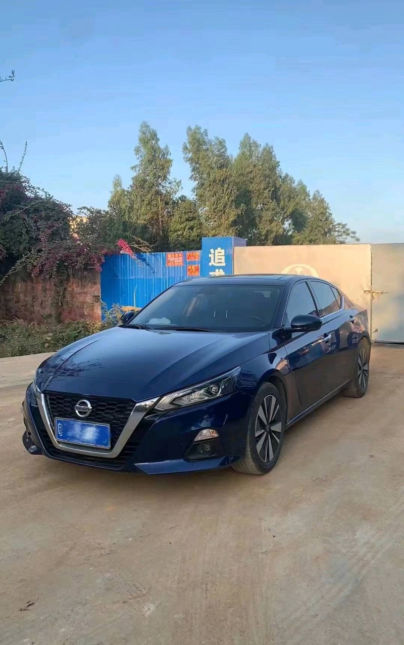 湛江22年日产天籁2