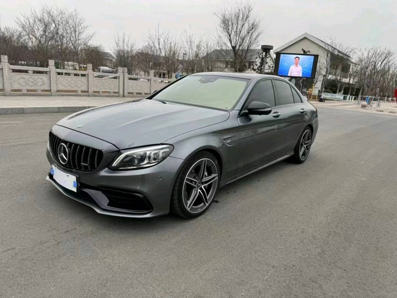 徐州19年奔驰AMG3