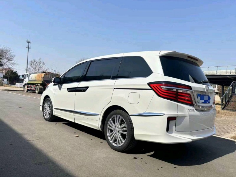 东营20年本田艾力绅5